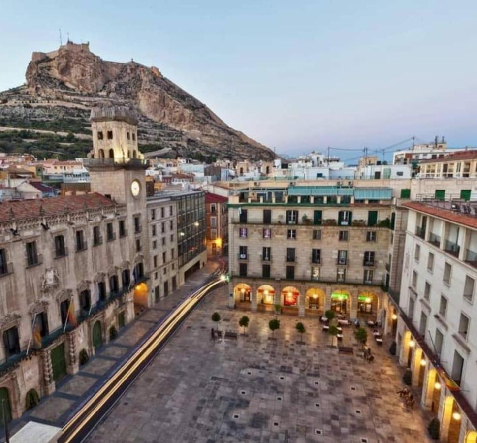 Hotel La Casa Morisca à Alicante Extérieur photo